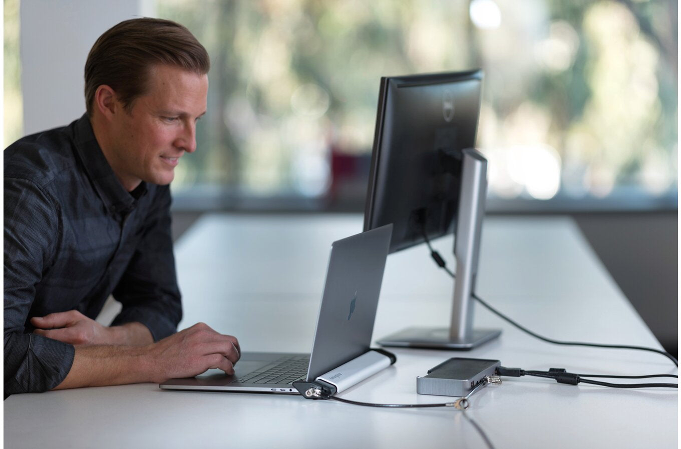 Kensington MicroSaver 2.0 Keyed Twin Laptop Lock K65048WW