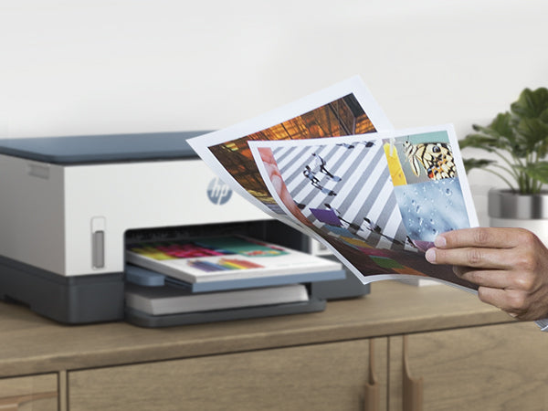 Impresora Todo-en-Uno HP Smart Tank 670 con Wi-Fi e Impresión Doble Cara