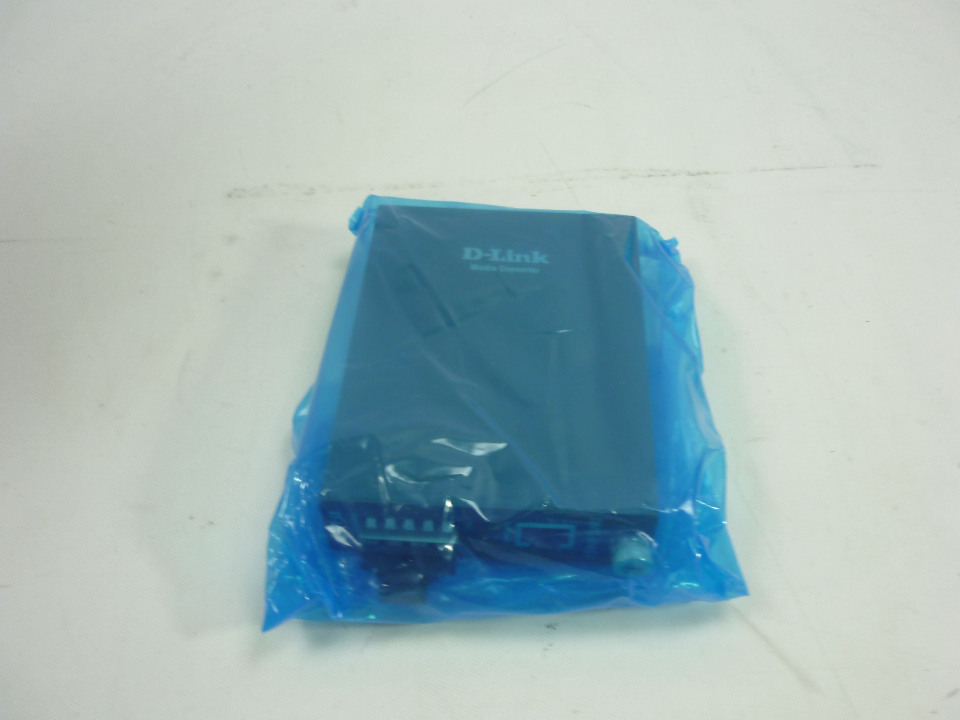 DMC-810SC Network Media Converter 2000 MBIT/S 1310 NM NEGRO